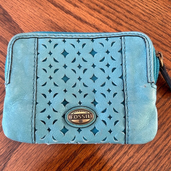 Fossil Blue Wallet - Picture 1 of 4